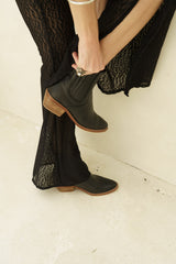Nomad Boots Black